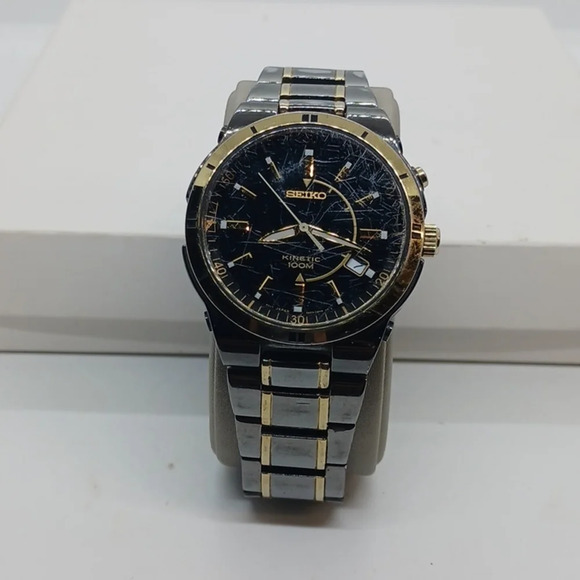 MEN'S SEIKO CORE CASUAL WATCH - Picture 3 of 7